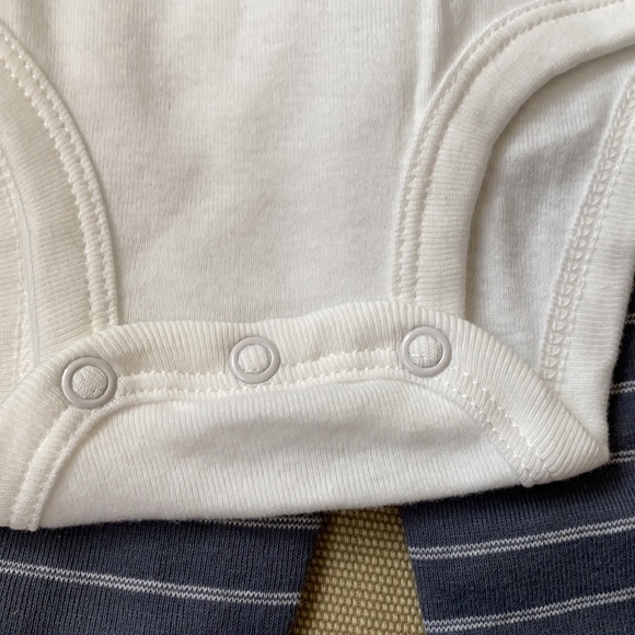 NWT Carter’s 3 pc. Set - 9m - Picture 12 of 12